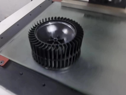 射出成形型の風の強い HDPE ファンは風の強い機械のために磨きます 0.01mm